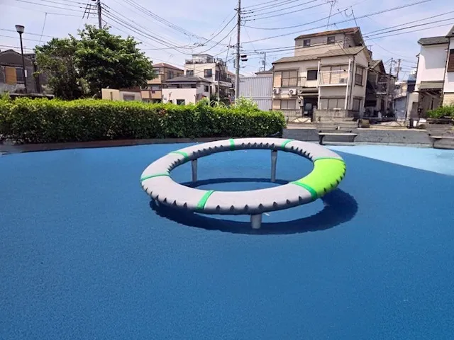 東京都葛飾区 東立石緑地公園(遊具下クッションゴムチップ舗装)