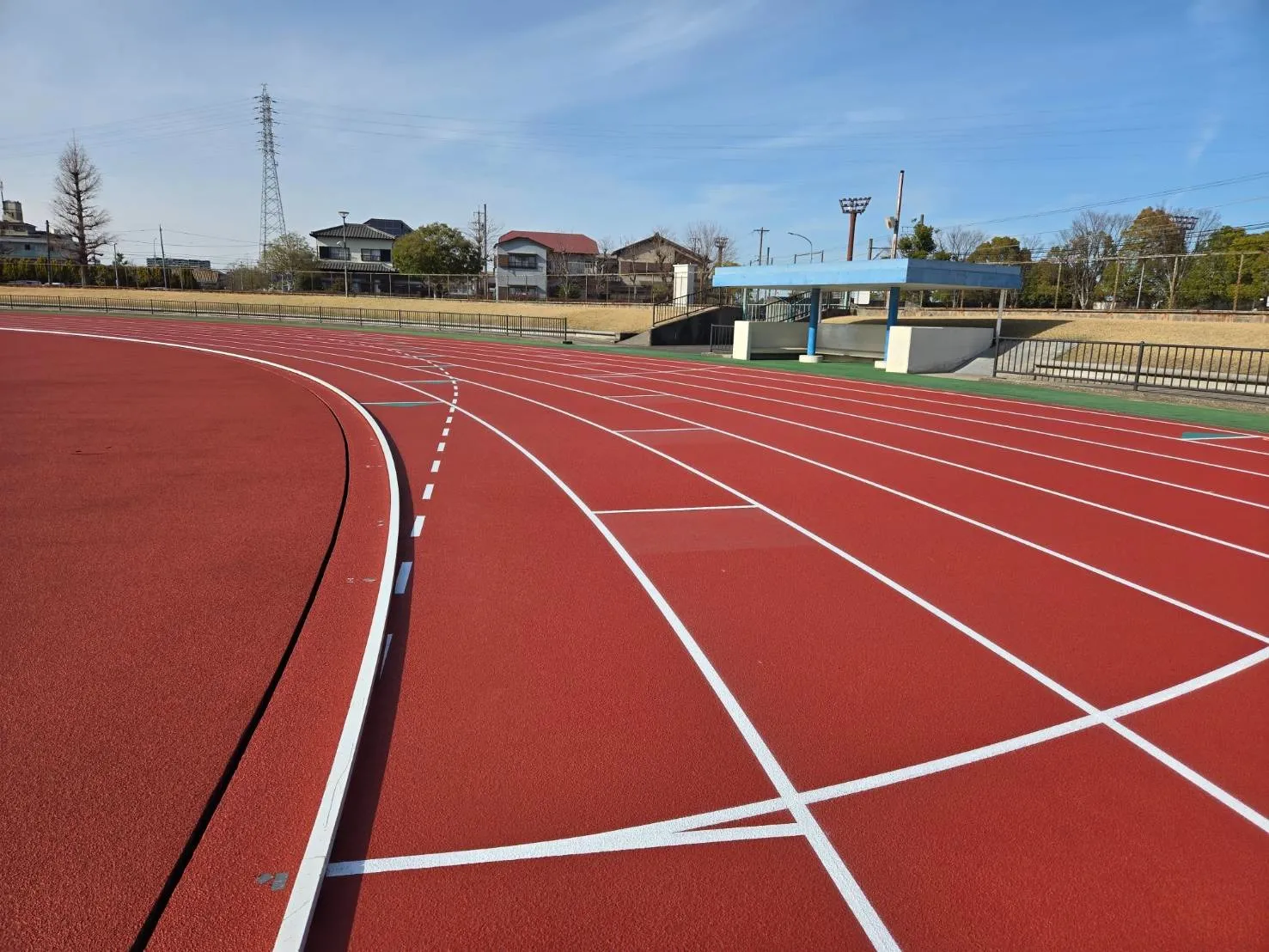 安城市運動公園陸上競技場（ウレタン切削工事）