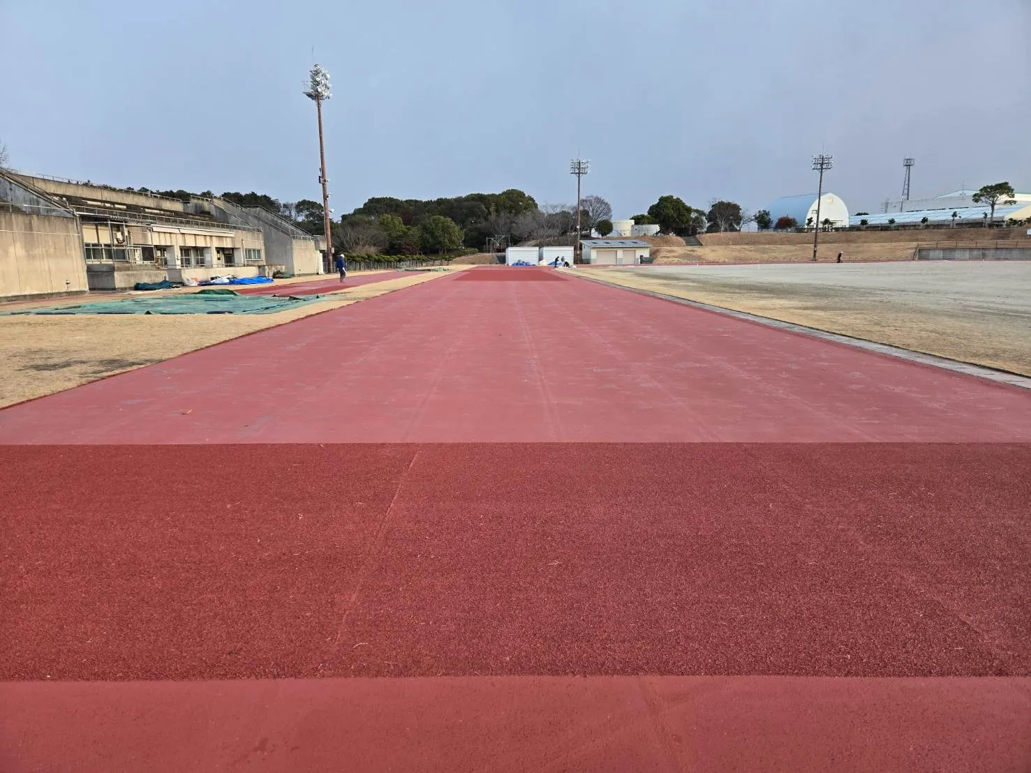 みやこ町豊津陸上競技場（ウレタン切削工事）
